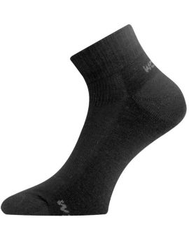 Skarpety trekkingowe Lasting WDL 70% Merino Wool Czarny (900) S (34-37)